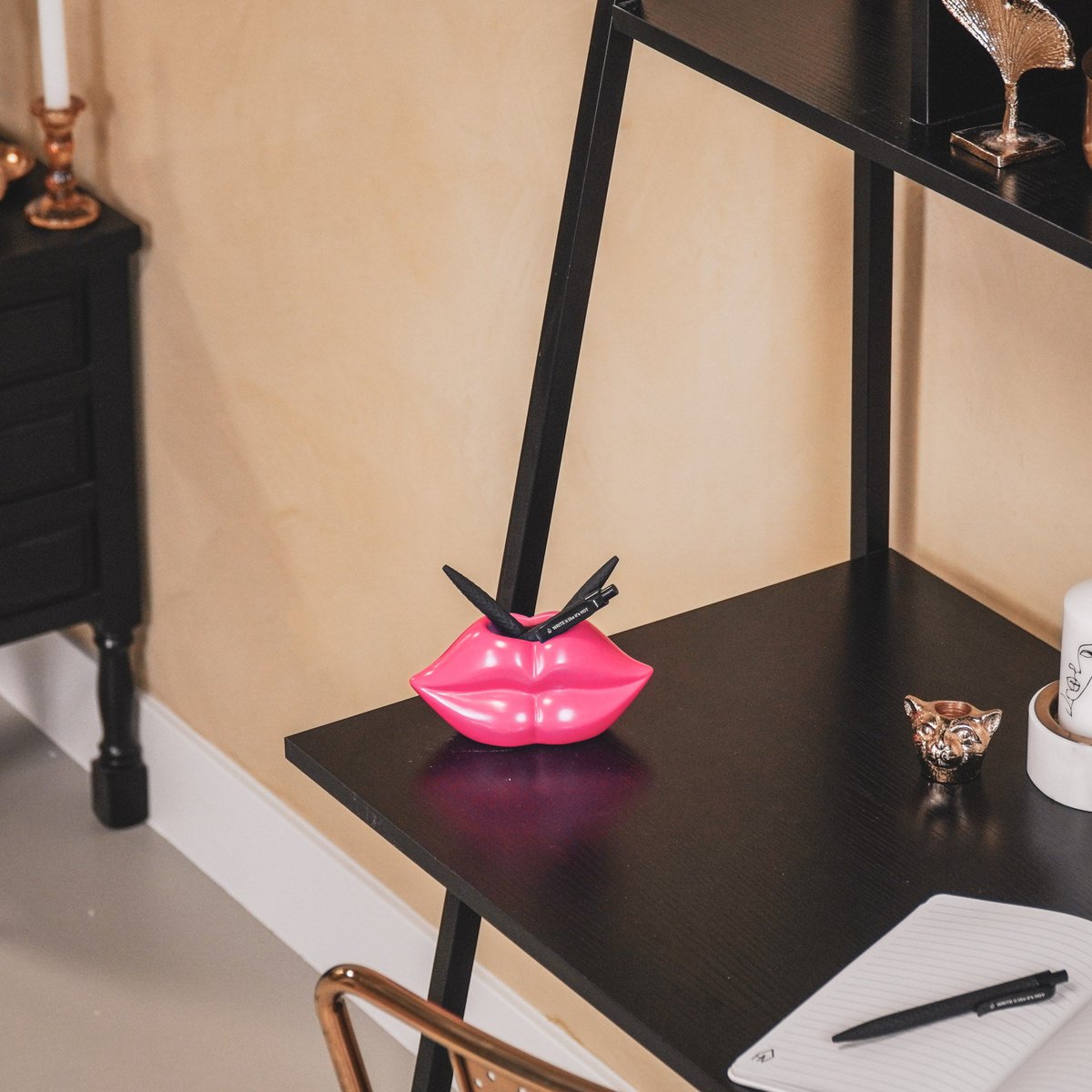 Housevitamin Lips Don't Lie Pot - Neon Roze - 15,5x6,5x7,5cm