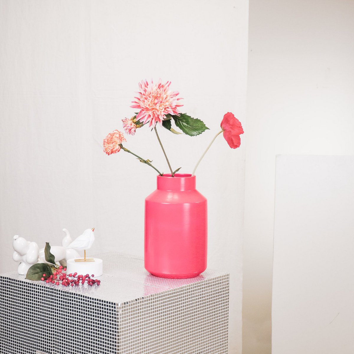 Housevitamin Vaas - Neon Roze - 19x19x30cm