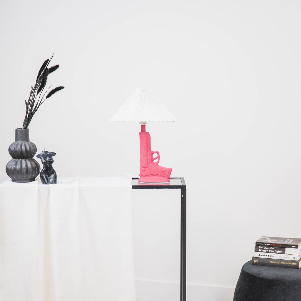 Housevitamin Gun Tafellamp - Keramiek - Neon Roze