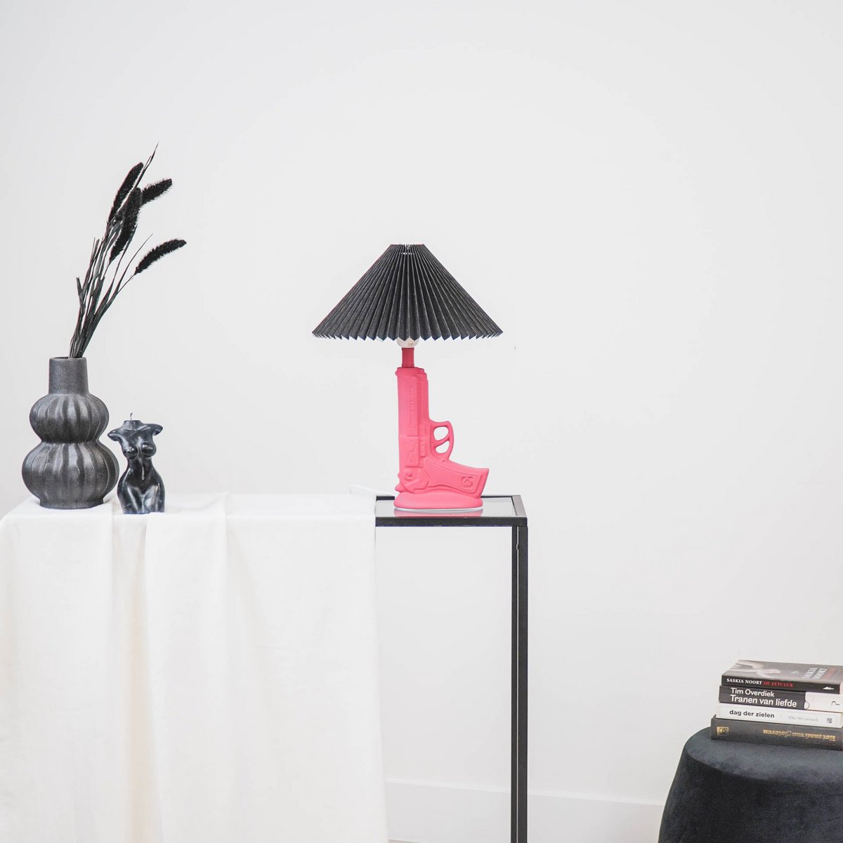 Housevitamin Gun Tafellamp - Keramiek - Neon Roze