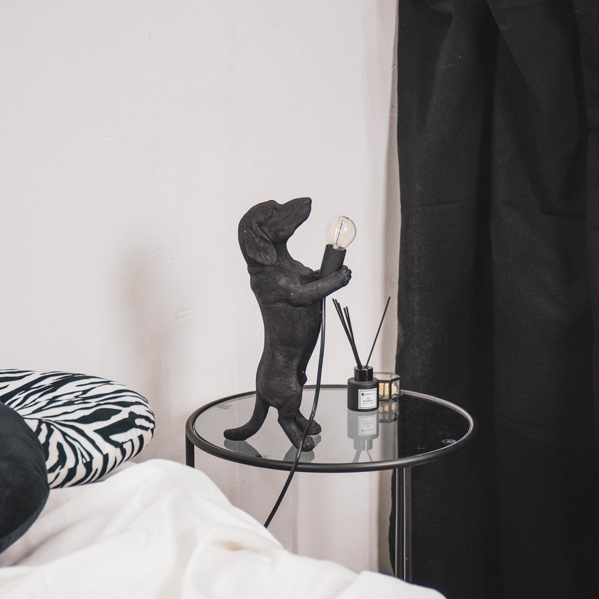 HV Teckel Lamp - Black - 10x15x38cm