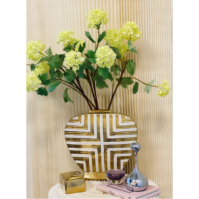 Prachtige op goud en witte kunstdecor geïnspireerde pot, gebeeldhouwd in porselein en met de hand beschilderd in metallic goud.